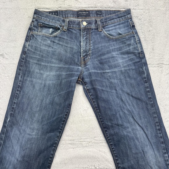 Lucky Brand Jeans Mens 32x32 Blue 221 Straight Denim Zip Fly Classic Medium Wash - Picture 3 of 8